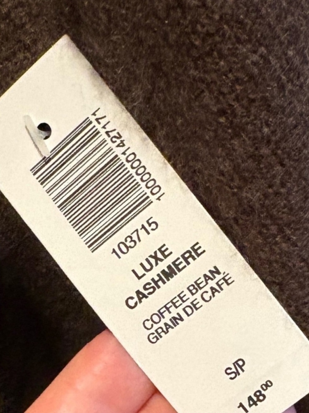 The Group by Babaton LUXE CASHMERE V-NECK SWEATER - Picture 10 of 10